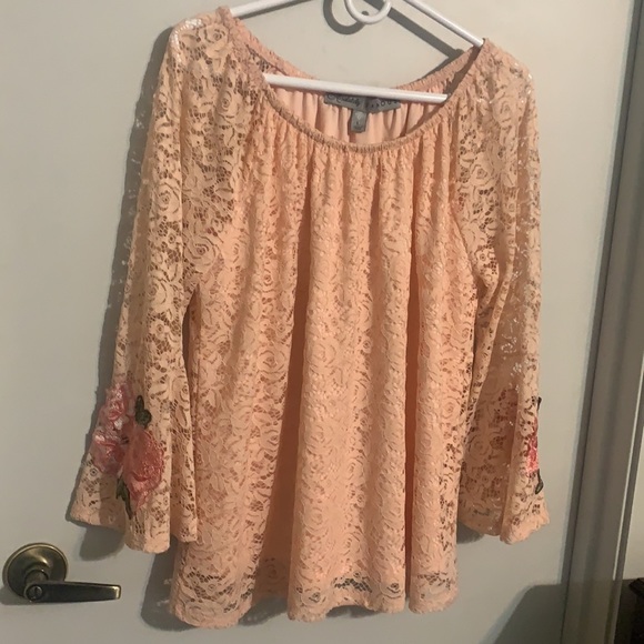 Absolutely Famous Top Large - Picture 8 of 13